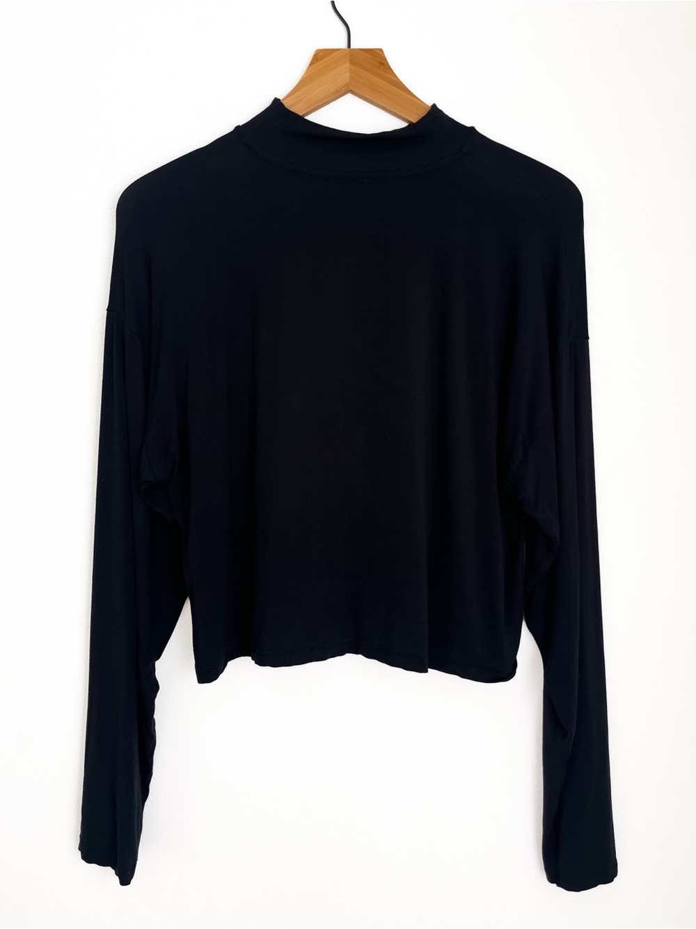 Wilfred Aritzia Black Mock Neck Long Sleeve Top S
